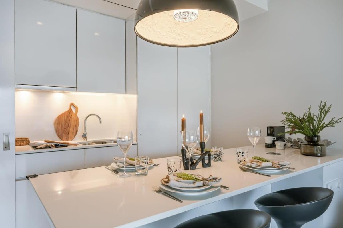 Modern Apartment In Centre Of Knokke Esterno foto
