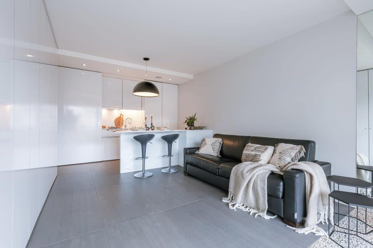 Modern Apartment In Centre Of Knokke Esterno foto